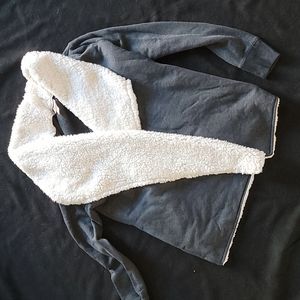 Comfortable sweater/jacket